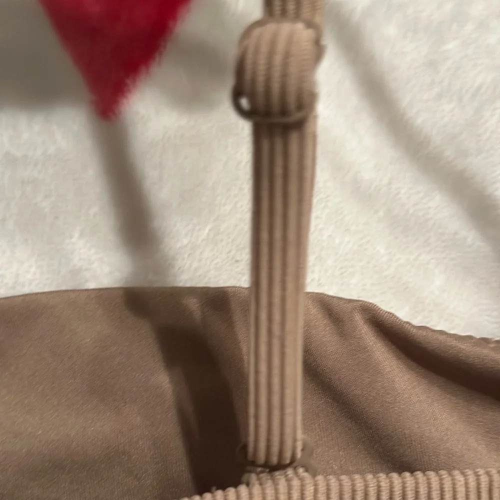 New Good American Women's Rib Bandeau Better Band Bikini Top in Latte